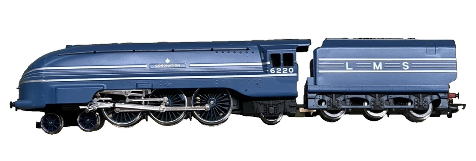 NIB HORNBY OO LMS CLASS 7P "CORONATION" STREAMLINE ROAD #6220 - FREE SHIP - Image 1 of 4