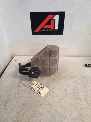 04-06 CHEVY MALIBU NOVO ESTILO 05-06 G6 PERSEGUIÇÃO Reservatório de Garrafa de Recuperação de Líquido Refrigerante - Imagem 1 de 4