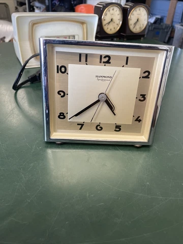 Vintage 1930s Hammond Synchronous Alarm Clock Cover