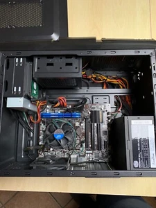 PC fisso assemblato, ZALMAN case, SSD Kingston 240GB, HyperX Fury Blue 4GB - Foto 1 di 5