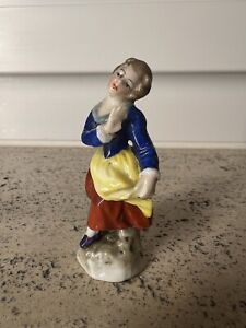 Vintage Capodimonte Porcelain Girl Figurine Made in Italy Hand Painted
