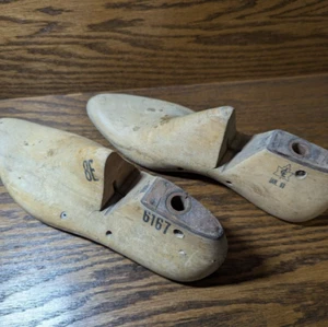 Vintage Cobbler Shoe Mold Complete Set Right & Left Foot 8E 6167 - Leaf CL Logo - Bild 1 von 9