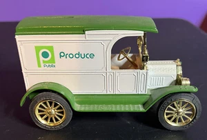 VINTAGE ERTL 1917 MODEL "T" BANK - PUBLIX GROCERY STORES PRODUCE CAR COIN BANK - Picture 1 of 6