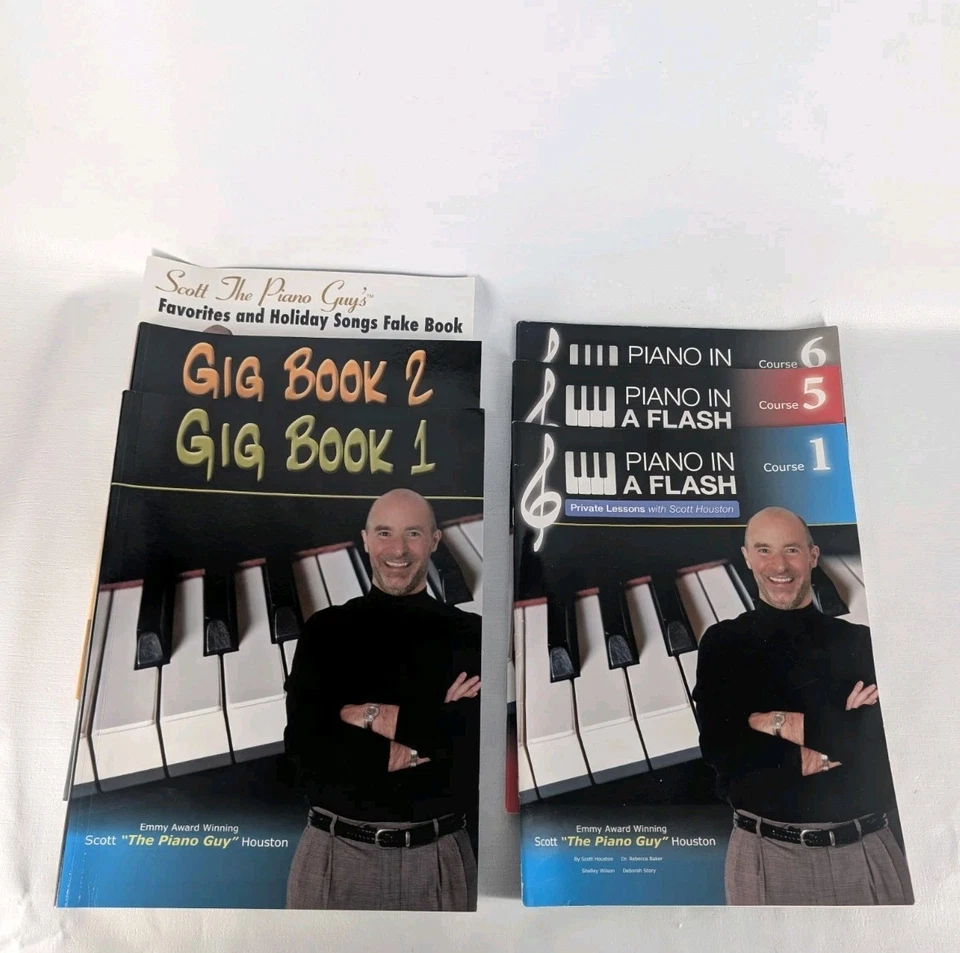 PIANO IN A FLASH PRIVATE LESSONS SCOTT THE PIANO GUY Course Books Holiday Songs - Image 1 of 1