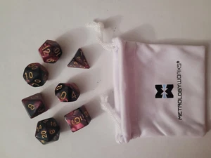PBPbox DND 7 Dice Set with Bag - metallic red/black - Picture 1 of 2