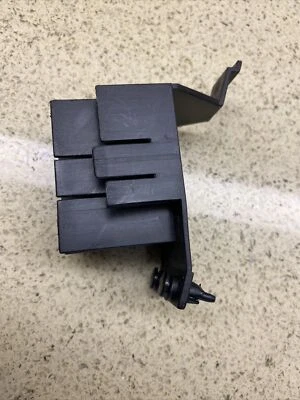 2005 Mercedes Benz C230 Antenna Bracket Plastic Holder OEM 2038230014 - Image 1 of 4