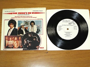 PROMO 70s ROCK 33 RPM w/PICTURE SLEEVE - RCA JF-11225 "THE MUSIC'S ON US" VOL 1 - Picture 1 of 2