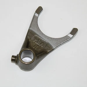 Honda Shadow VT750RS 2010: horquilla de cambio izquierda (24213-MBA-000) {M1869} - Imagen 1 de 5