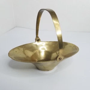 VINTAGE Brass Basket Home Decor Made in India Trinket Key Dish MCM - Picture 1 of 9