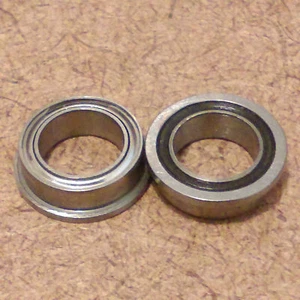 1/4 inch bore. One Radial Ball Bearing. FLANGED. Lowest Friction Bearing. - Picture 1 of 1