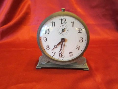 VTG ALL STAR 8 DAY WIND-UP ALARM CLOCK Cover