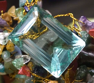 205.4 Ct Natural Flawless Swiss Green GIE Certified Emerald Cut Loose Gemstone - Picture 1 of 9