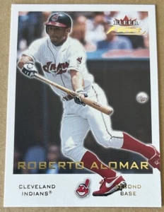 Tarjeta Fleer Focus #176 Roberto Alomar Hof 2001 casi nueva-como nueva - Imagen 1 de 2