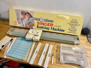 Máquina de tejer vintage Singer LK 100 caja original tejedora • Hecha en Japón - Imagen 1 de 12