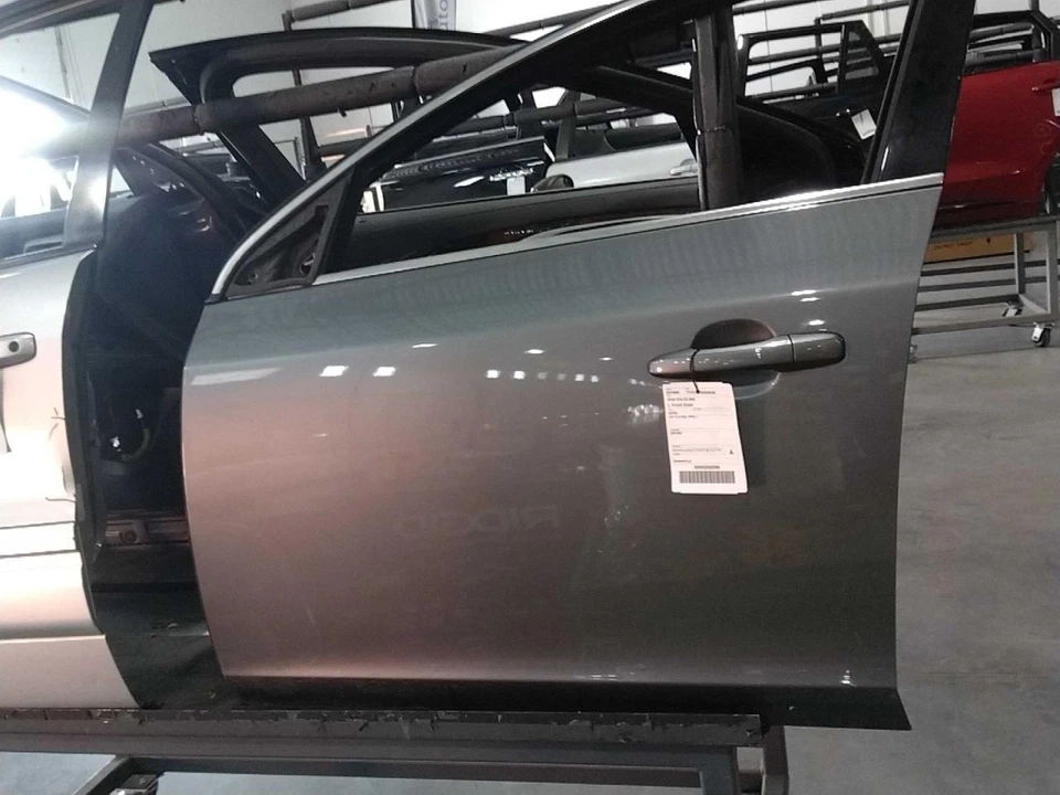 Puerta delantera del conductor VIN Y primer dígito SWB compatible con Volvo S60 498124 14-18 Foto 1 de 1