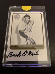 2001 Fleer Greats of the Game Autographs Buck O'Neil Auto Kansas City Monarchs