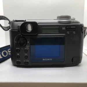 Sony DSC-S75 CyberShot 3.3 MP Digitalkamera GETESTET FUNKTIONIERT ohne Akku oder Karte - Bild 1 von 8