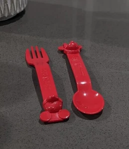 Tenedor y cuchara Tupperware Disney Mickey Minnie rojo en relieve 6" de largo nuevo - Imagen 1 de 4