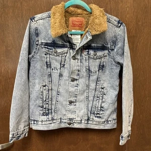 Levi’s Light wash Fleece Lined Denim Jean Jacket Youth Size L (12/13 Yr) NWT   - Picture 1 of 14