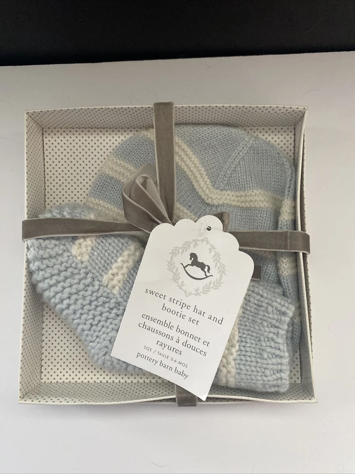 Conjunto de sombrero y botín Pottery Barn Baby Sweet Stripe tejido azul y blanco 3-6 meses nuevo en paquete Foto 1 de 4