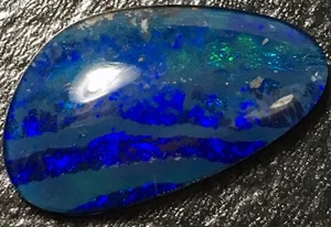 ENORME TRIPLETTA FINE 9,2ct GARANTITA AUSTRALIANA VIOLA BLU VERDE OPALE NERO 22x13 - Foto 1 di 12