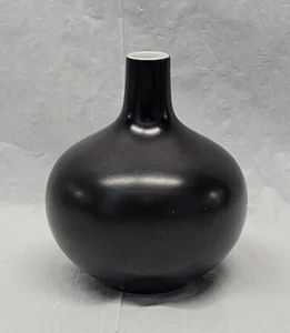 OCM JAPANESE OTAGIRI BUD VASE BLACK 4 INCH MID CENTURY DECOR # 5019 - Picture 1 of 14
