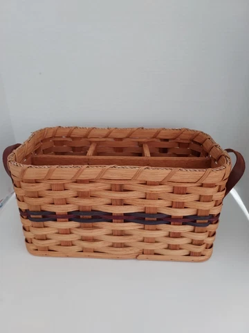 Amish Handcrafted Basket,For your picnic and outdoor parties. 7"H × 12 1/2 W Cover