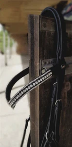 Fascia per sopracciglia di lusso a forma di V Bling. Tutte le taglie - Foto 1 di 9