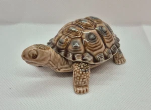 Vintage Wade Porcelain Tortoise Trinket Box 10cm long VGC - Picture 1 of 8