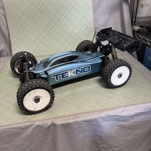 Tekno 1/8th Scale Buggy, Tekno Buggy, 1/8 Off-Road Buggy - Picture 1 of 15