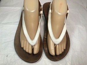 clarks patent leather sandals