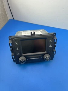 Jeep Renegade Audio Equipment Satellite Radio Bluetooth OEM Used Fiat 520 VP2 - Bild 1 von 9