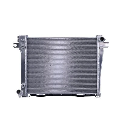 Radiador para BMW 325e 1984-1987 /325 325es 1986 2.7L / BMW 325i 325is 2.5L 1987 Foto 1 de 4