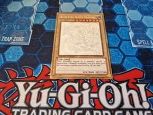 Blue-Eyes White Dragon ☆GLD5-DE001☆ *Ghost Rare* Limited Edition YuGiOh! TCG - Bild 1 von 2