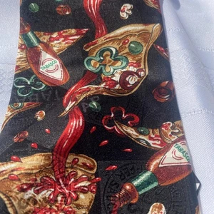 Vintage Tabasco Hot Sauce And Pizza 100% Silk Tie Made In USA - Picture 1 of 6
