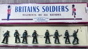 Britains: Boxed Set 1858 - British Infantry w/ Tommy Guns. Post War c1950s - Picture 1 of 5