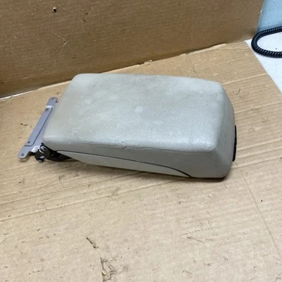 2010 2011 2012 2013 2014 SUBARU LEGACY OUTBACK CENTER CONSOLE ARM REST ARMREST - Image 1 of 4