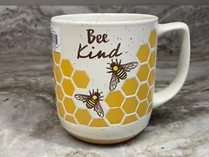 Large Coffee Mug Bee Kind. Spectrum Honeycomb. 16 Ounces. New. - Picture 1 of 9