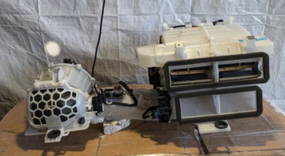 PEUGEOT EXPERT DISPATCH 1.5 2016-ON HEATER MATRIX BOX 9836407680 GENUINE - Image 1 of 4