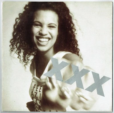 NENEH CHERRY - 7" - Kisses On The Wind (Radio Edit) + Poster.  Virgin Foto 1 de 4