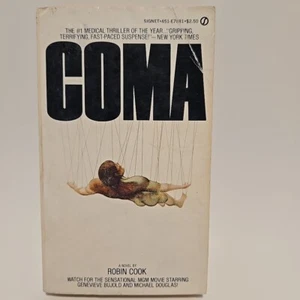 Coma by Robin Cook, 1977 Vintage Paperback Horror - Picture 1 of 7