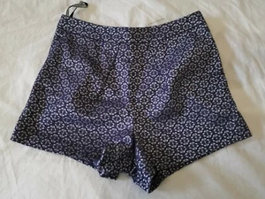 Ladies Top Shop Shorts UK Size 6 - Picture 1 of 6