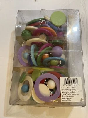 "Cortina de dormitorio vintage 2001 modernista 11,3""x 72"" con cuentas de puerta con formas arquitectónicas" Foto 1 de 4