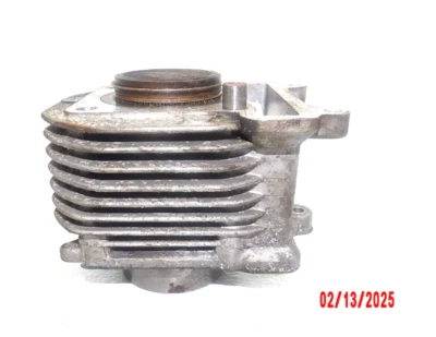 2006 06 Yamaha Vino 125 YJ125 engine piston jug cylinder barrel - Изображение 1 из 4