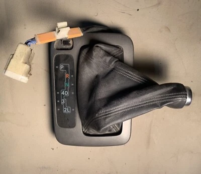 2003-2009 LEXUS UZJ120L GX470 BOTÃO DE CÂMBIO DE TRANSMISSÃO AUTOMÁTICA COM BOTA E ACABAMENTO - Imagem 1 de 2