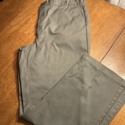 David Taylor Dress Pants Mens 40 x 32 Green Flat Front Straight Leg Classic - Image 1 of 4