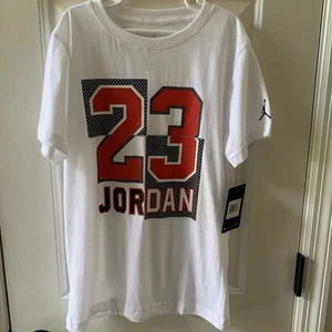Air Jordan Youth White Graphic Short Sleeve Tee Shirt Size Med (10-12 years) NWT - Picture 1 of 8