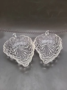 2 Vintage Anchor Hocking Clear Glass Grape & Leaf Design Small Candy/Relish Dish - Picture 1 of 5