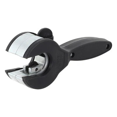 Convenient and Precise Ratchet Tube Cutter for Professionals and DIYers - Image 1 of 4
