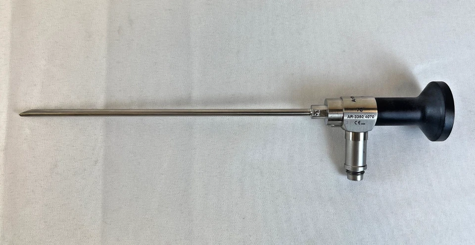 Artroscopio autoclavable Arthrex AR-3350-4070 4mm x 70º x 156mm HD Synergy Foto 1 de 4